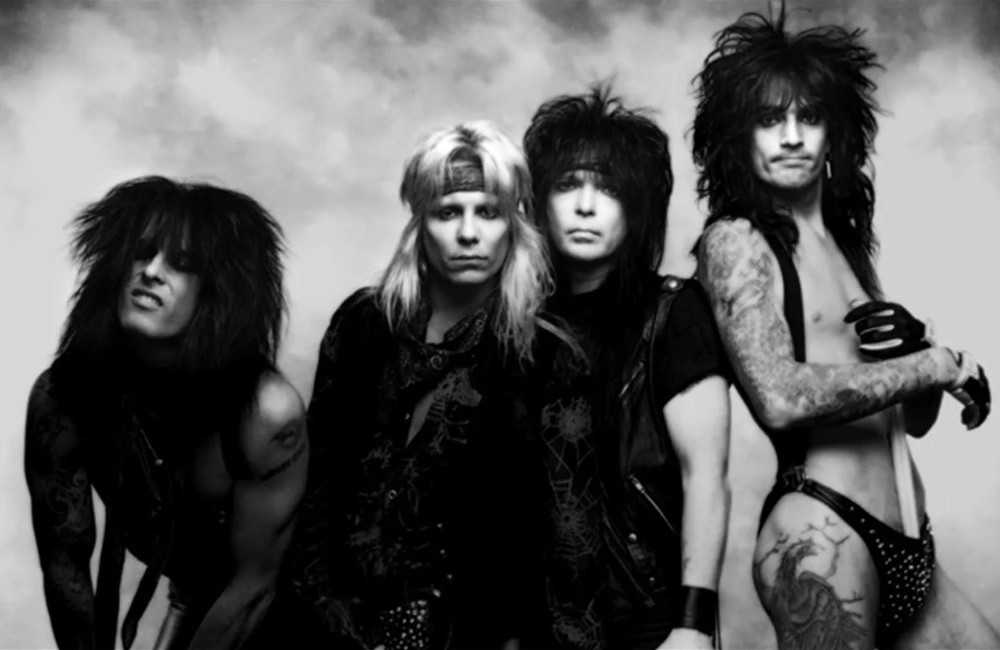 MÖTLEY CRÜE'S "KICKSTART MY HEART" MUSIC VIDEO REMASTERED IN HD Metalzone