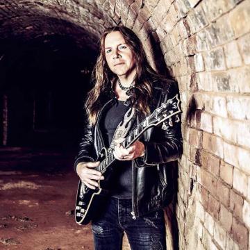 MAGNUS KARLSSON’S FREE FALL PREMIER MUSIC VIDEO FOR "HOLY GROUND" FEAT. GIRISH PRADHAN