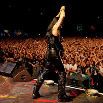 MANOWAR PERFORM "SWORDS IN THE WIND" LIVE AT HELL & HEAVEN METAL FEST MEXICO 2020; PRO-SHOT VIDEO