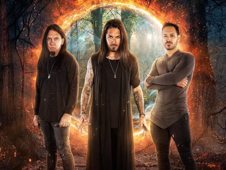 QUEENSRŸCHE's CASEY GRILLO JOINS FORCES WITH GUITAR VIRTUOSO ANGEL VIVALDI