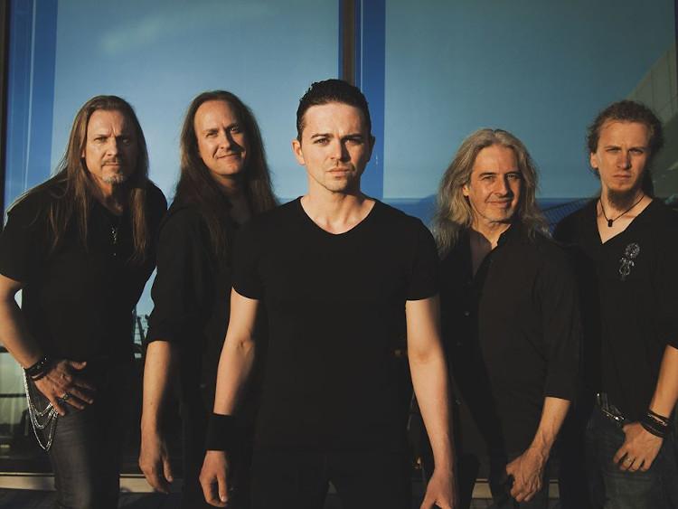 SIGN X: ETOIMAZOYN NEO ALBUM ΚΑΙ ΠΕΡΙΟΔΕΙΑ ΓΙΑ ΤΟ 2020