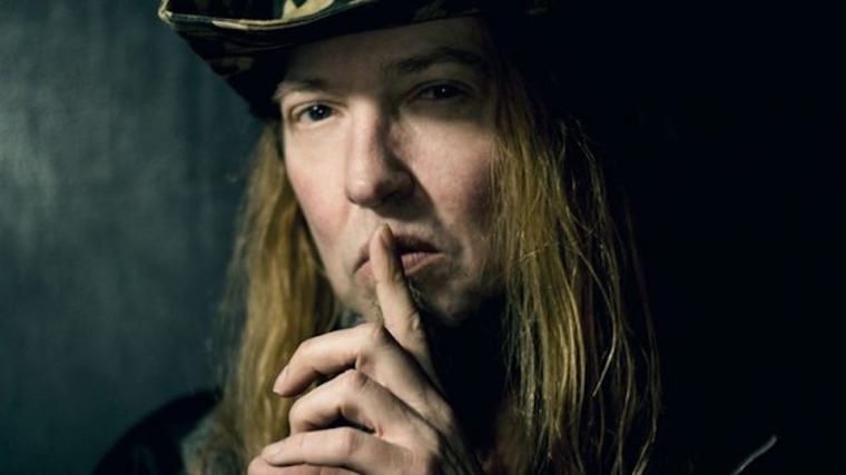 Η ΤΕΛΕΥΤΑΙΑ ΔΗΜΟΣΙΑ ΕΜΦΑΝΙΣΗ ΤΟΥ WARREL DANE ΠΡΙΝ ΤΟ ΜΟΙΡΑΙΟ