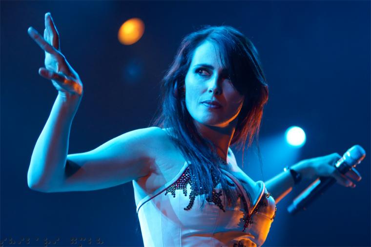 MY INDIGO: ΤΟ ΠΡΟΣΩΠΙΚΟ PROJECT ΤΗΣ SHARON DEN ADEL ΤΩΝ WITHIN TEMPATION