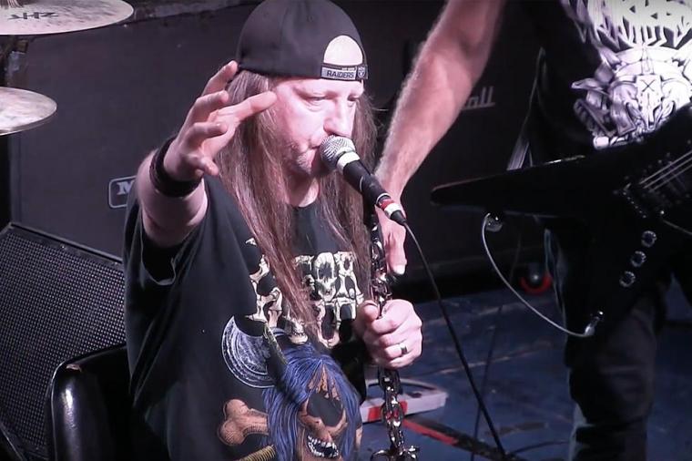 Ο BRUCE CORBITT ΜΑΧΕΤΑΙ ΤΗΝ ΚΩΛΟΑΡΡΩΣΤΙΑ