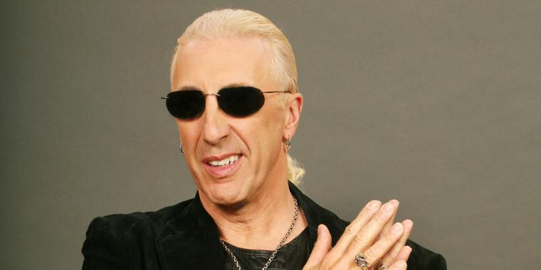 DEE SNIDER: VIDEO ΣΤΗ ΔΗΜΟΣΙΟΤΗΤΑ