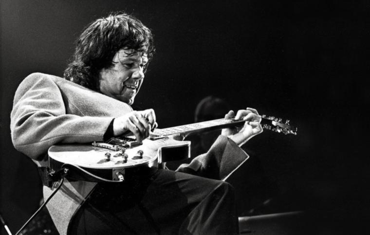 LIVE AΛΜΠΟΥΜ ΓΙΑ ΤΟΝ GARY MOORE ΑΠΟ ΕΜΦΑΝΙΣΗ ΤΟΥ 2009