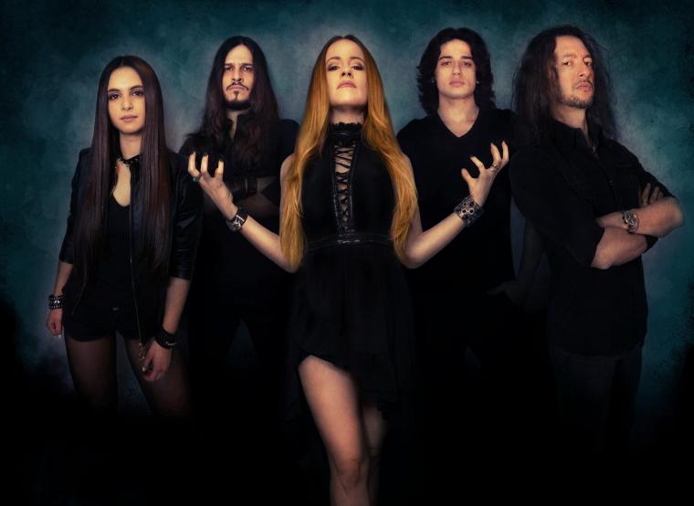 FROZEN CROWN PLAY FIRST LIVE SHOW IN TWO YEARS; FAN FILMED VIDEO STREAMING