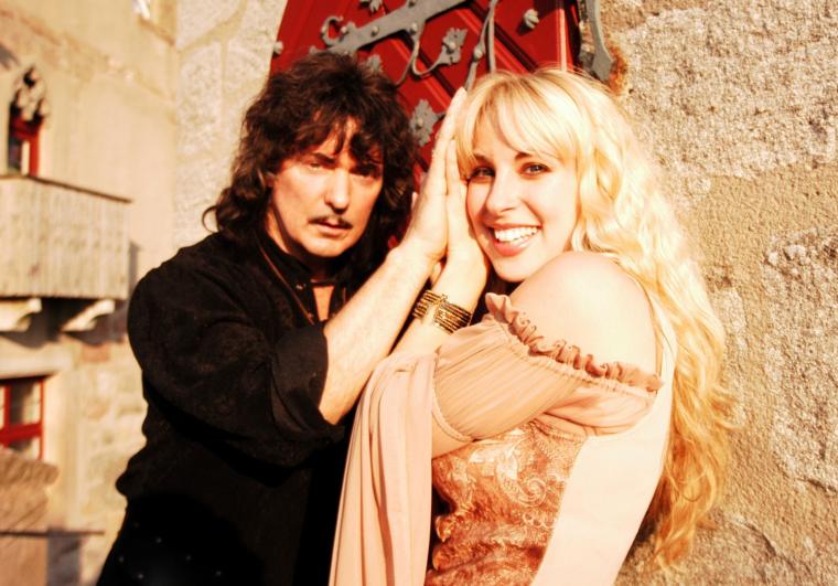 BLACKMORE'S NIGHT RELEASE "CHRISTMAS EVE" MUSIC VIDEO; REMASTERED & ENHANCED EDITION OF WINTER CAROLS ALBUM OUT NOW