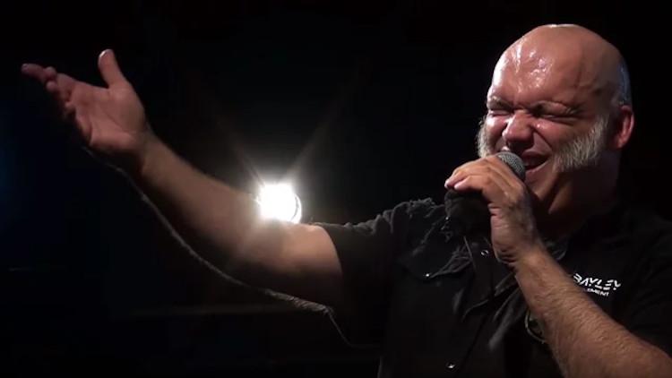 NEOΣ ΔΙΣΚΟΣ ΓΙΑ ΤΟΝ BLAZE BAYLEY ΤΟΝ ΜΑΡΤΙΟ ΤΟΥ 2021