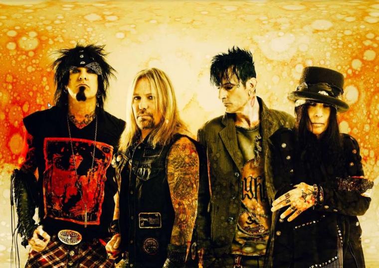 ΟΙ MÖTLEY CRÜE ΕΠΑΝΑΣΥΝΔΕΟΝΤΑΙ