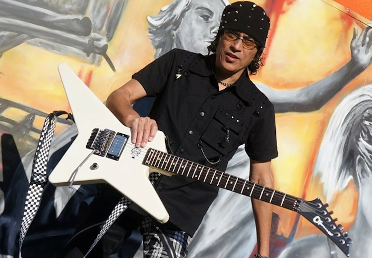 GENE ALLEN: NEA MΠΑΝΤΑ ΑΠΟ ΤΟΝ ΠΡΩΗΝ ΚΙΘΑΡΙΣΤΑ ΤΩΝ LIZZY BORDEN