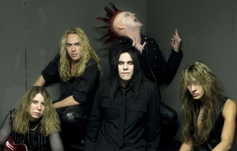 LIZZY BORDEN: ‘MASTER OF DISGUISE’, ‘DEAL WITH THE DEVIL’ VINYL RE-ISSUES 