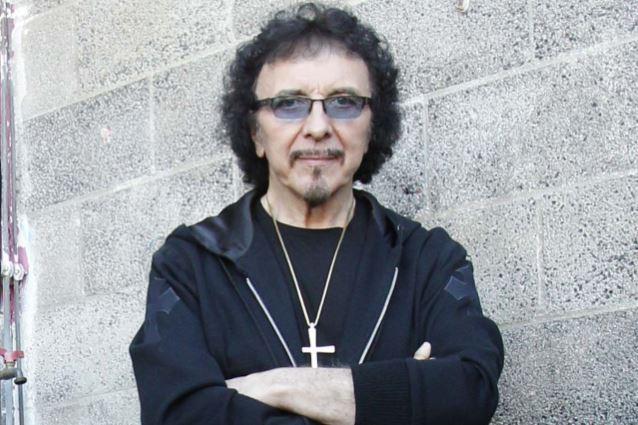 Ο TONY IOMMI ΣΕ ΔΕΙΠΝΟ ΓΙΑ ΝΕΟ ΚΕΝΤΡΟ ΧΗΜΕΙΟΘΕΡΑΠΕΙΑΣ