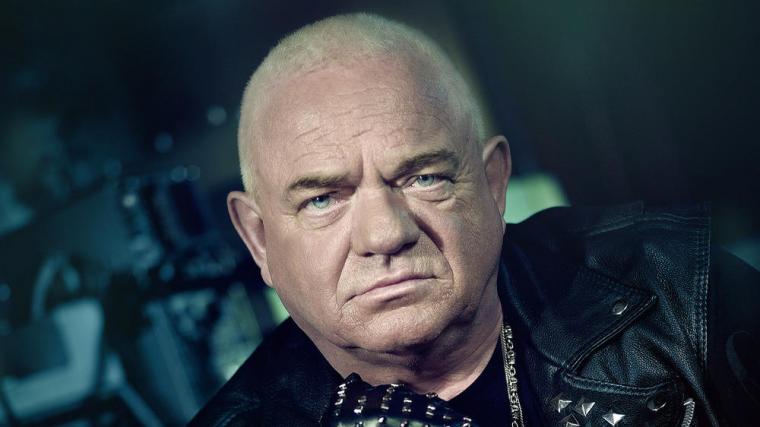 ΔΕΙΤΕ 3 ΒΙΝΤΕΟ ΑΠΟ ΤΗΝ ΕΜΦΑΝΙΣΗ ΤΩΝ DIRKSCHNEIDER ΣΤΟ ΠΑΡΙΣΙ