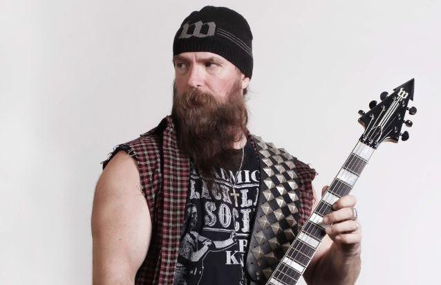 ZAKK WYLDE: ΔΕΝ ΚΑΛΟΥΝ ΤΟ ROCK ΚΑΙ ΤΟ METAL ΣΤΑ ‘’ΠΑΡΤΥ’’