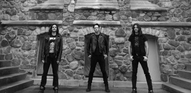 NIGHT DEMON: ΚΥΚΛΟΦΟΡΟΥΝ ΝΕΟ SINGLE
